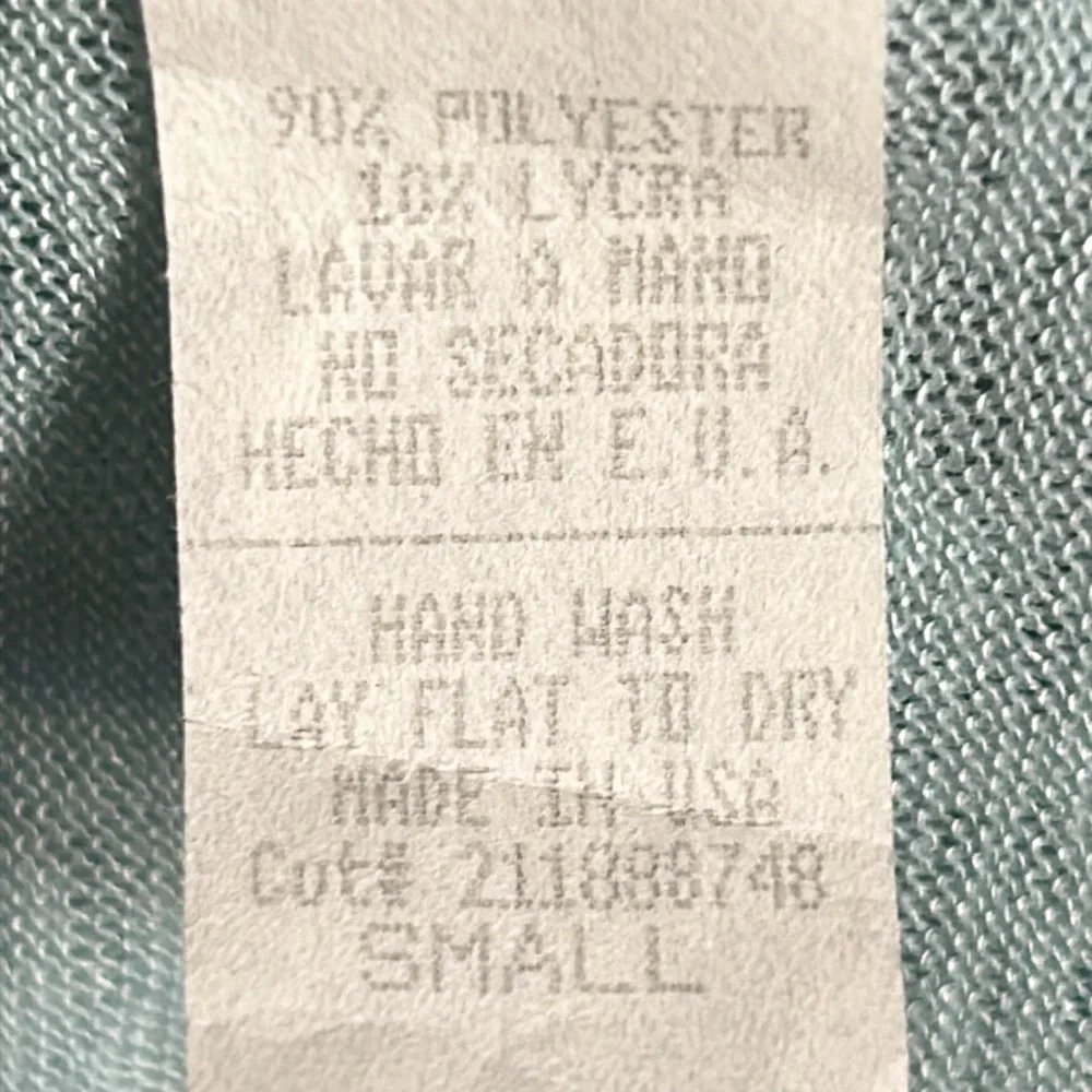 Young at Heart Lightweight V-Neck Knit Sweater Tank Top - Picture 8 of 10